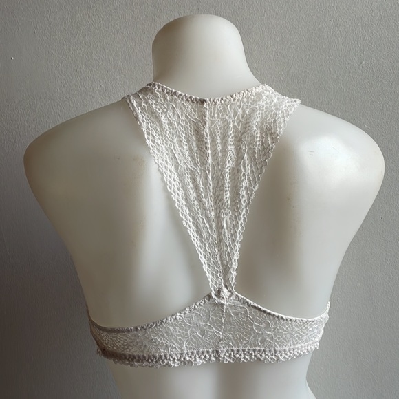 Victoria’s Secret Racer Back Bra Small - Picture 3 of 7